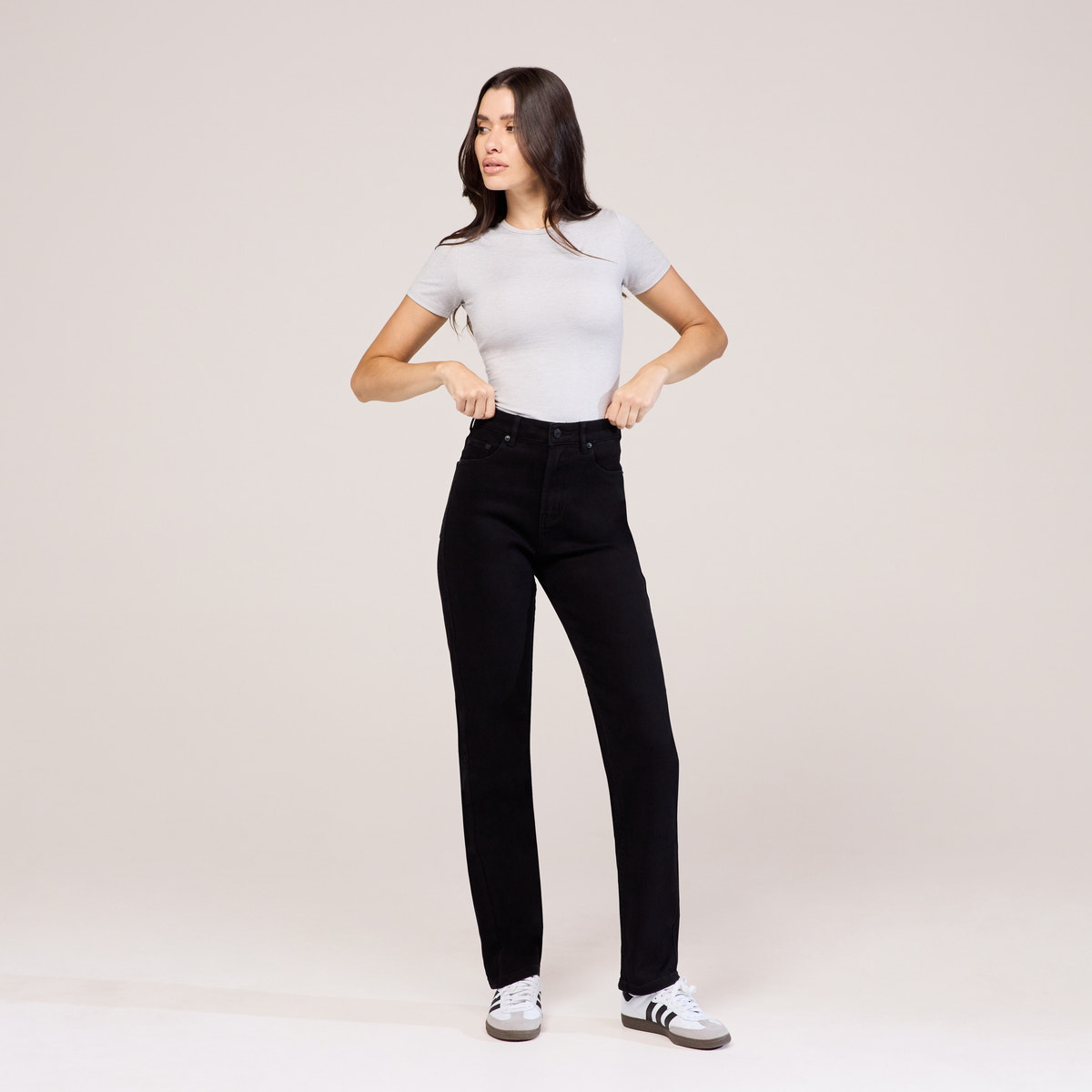 Straight Jeans - Black