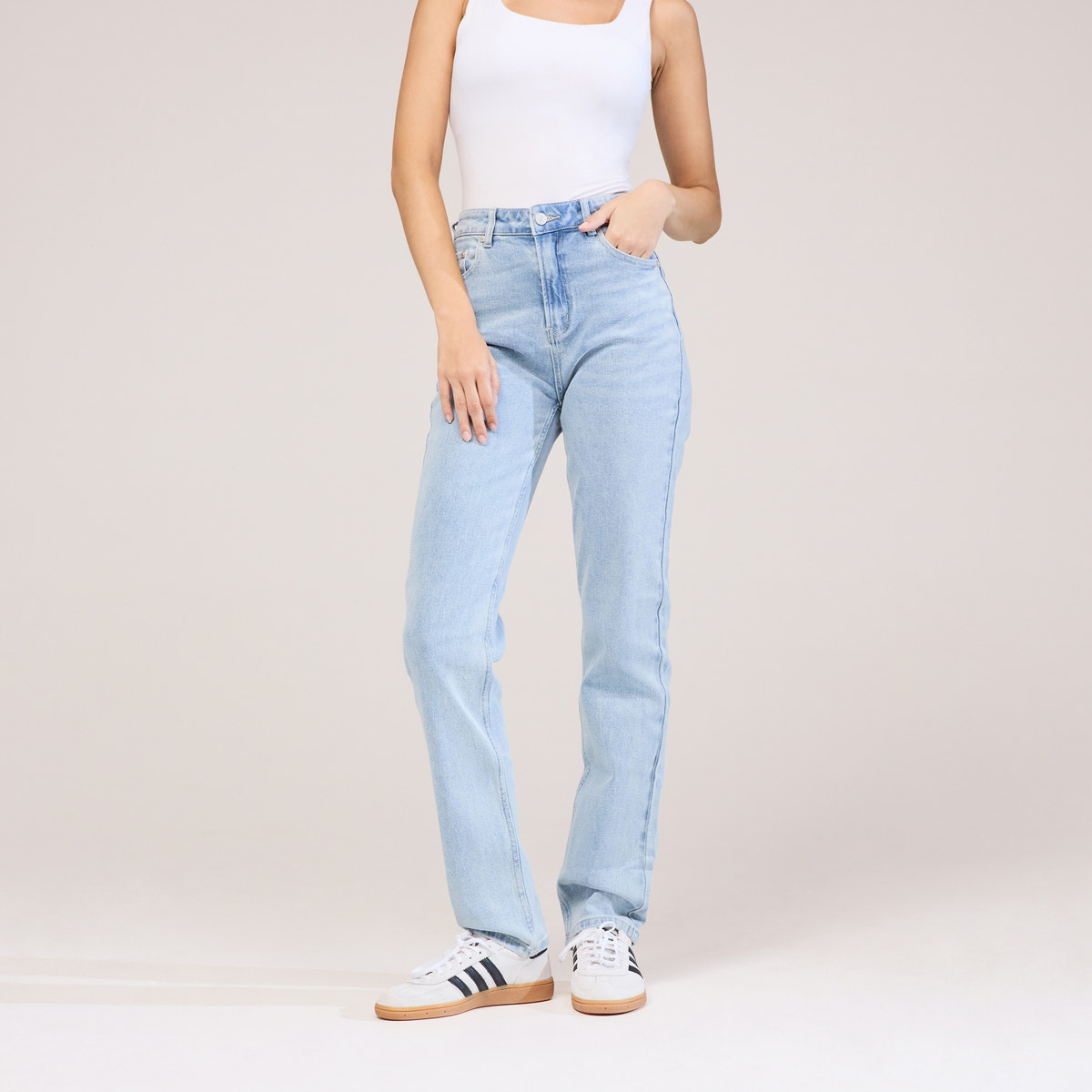 Straight Jeans - Light Bleach