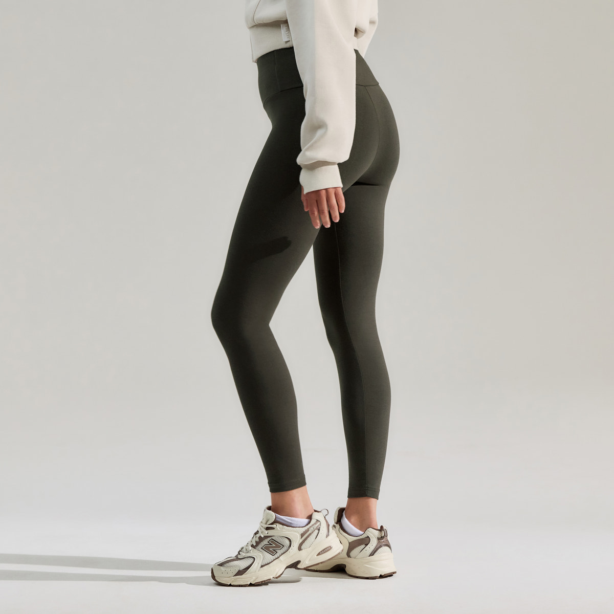 Everyday High Waisted Leggings - Pine