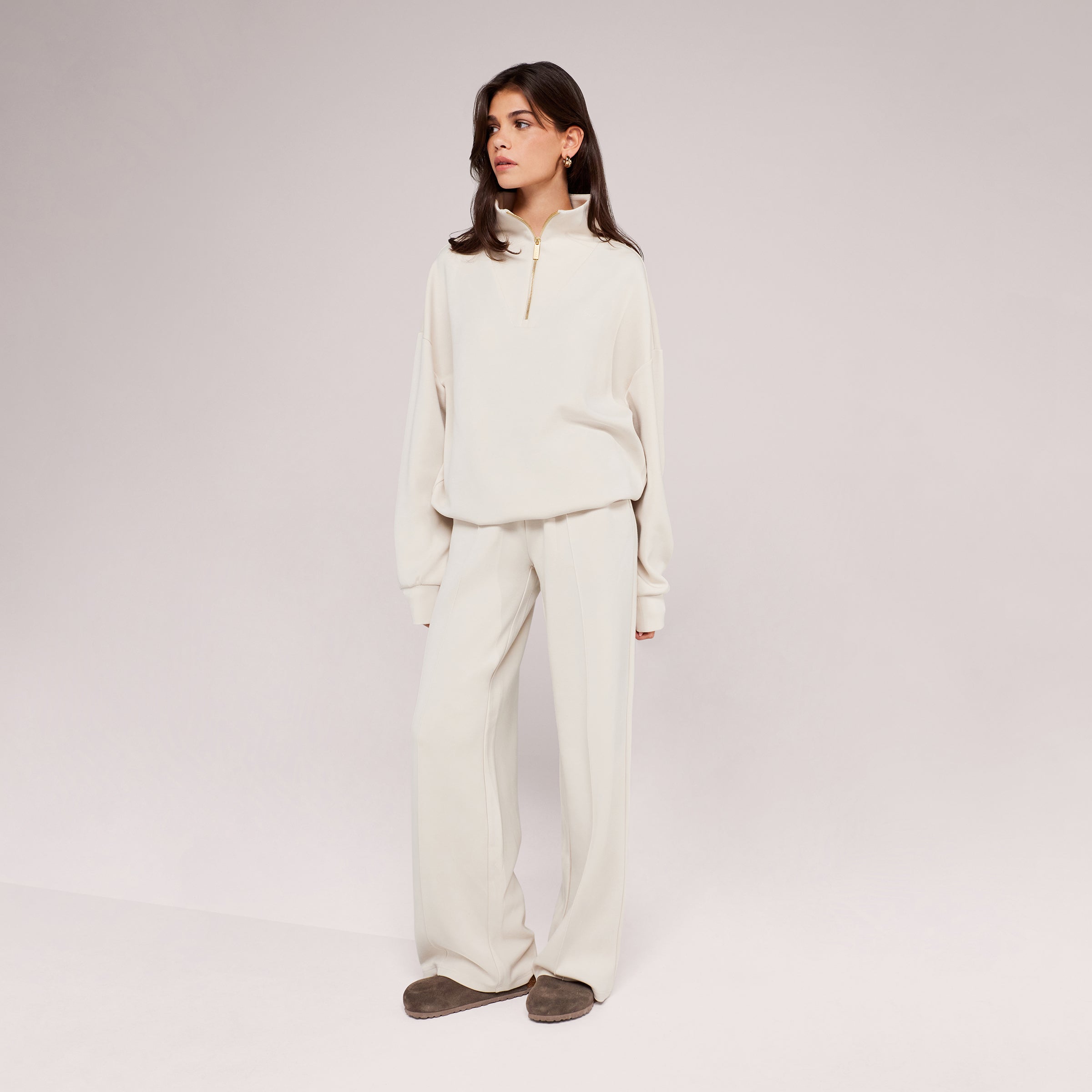 Ultimate Soft Wide Leg Jogger - Ecru