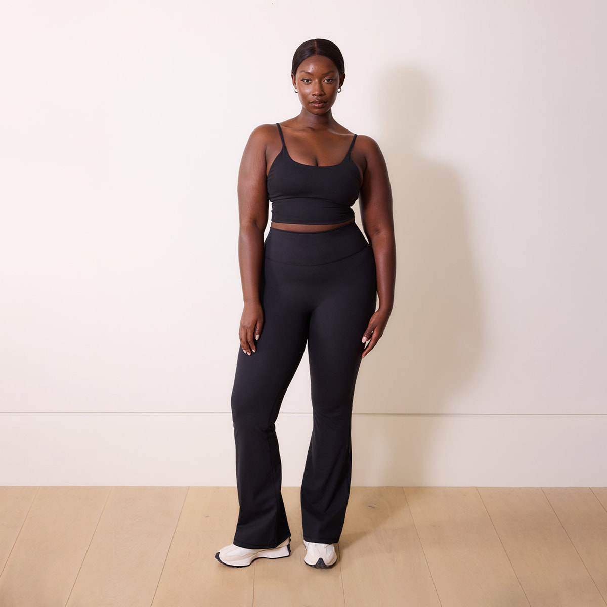 24/7 Revitalise Flare Leggings - Midnight Black