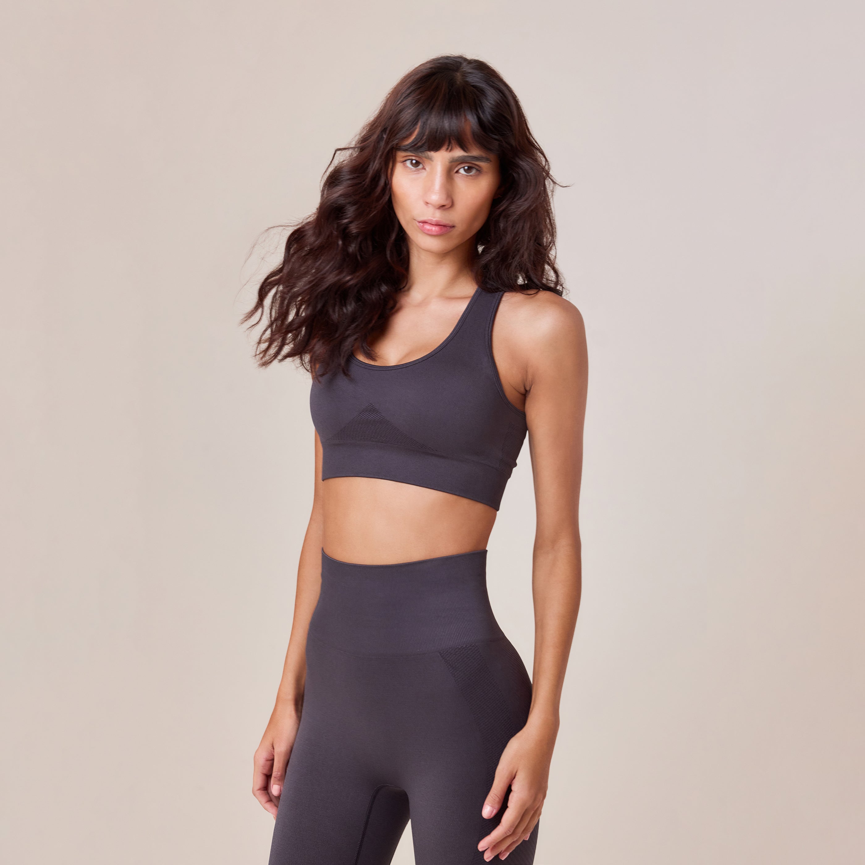 Sculpt Seamless Sports Bra - Shadow